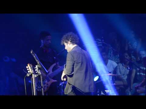 Raúl Paz: “Cuba es cosa rara, entre azul bonito y marrón profundo”