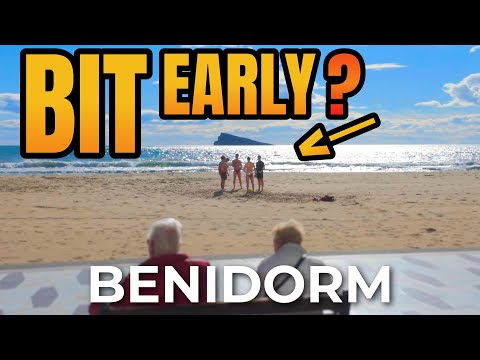 El tiempo en Benidorm hoy | Ambiente dominical en la Playa de Levante