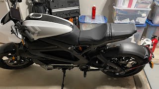 [問卦] 為什麼北美騎機車比較少鑽車縫啊?