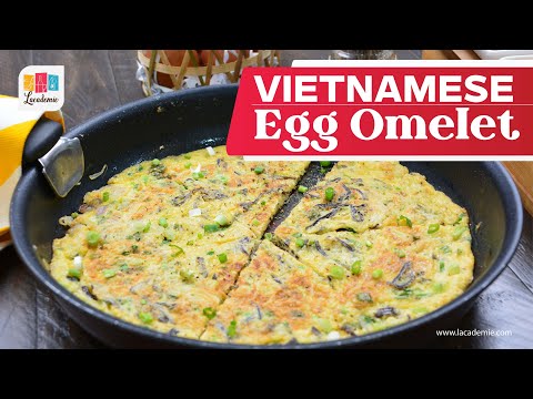 Vietnamese Egg Omelet Recipe (Trứng Chiên)