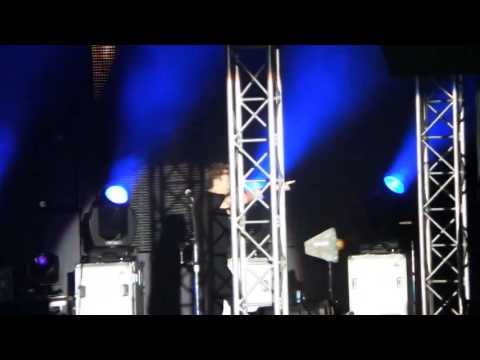 Nickelback - Lullaby (Warszawa 02.11.2013) MULTICAM