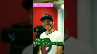 Download lagu BIMBIM SLANK ! BONGKY GUA PECAT ?! #shorts #bimbimslank #slank #virusslank #slankers #slankindonesia mp3