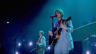 5 Seconds Of Summer - Youngblood (Live From The Royal Albert Hall)