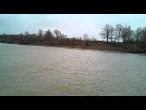 John justin and lauren go to the beach