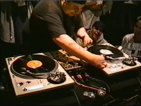 DJ KICO vs DJ 80-  1st Annual MIDWEST TURNTABLIST CHAMPIONSHIPS (1999) - 1/4 Finals