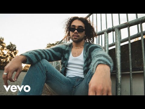 Adam Snow - Comfortable Love (Official Lyric Video)