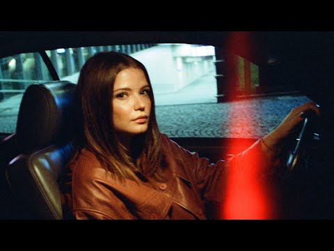 BERY - Stačí říct (Official Music Video)