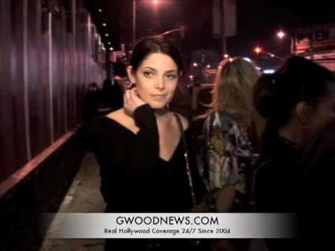 download lagu mp3 mp4 Ashley Greene Looks Like Michael Jackson, download lagu Ashley Greene Looks Like Michael Jackson gratis, unduh video klip Ashley Greene Looks Like Michael Jackson