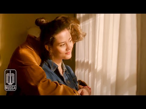 D’MASIV - Waktu Yang Menjawab (Official Music Video)