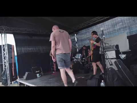 önkiirtás @ fluff fest 2018