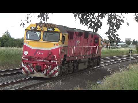 l am railfanning SCT015 NR25 N467 and G8141.