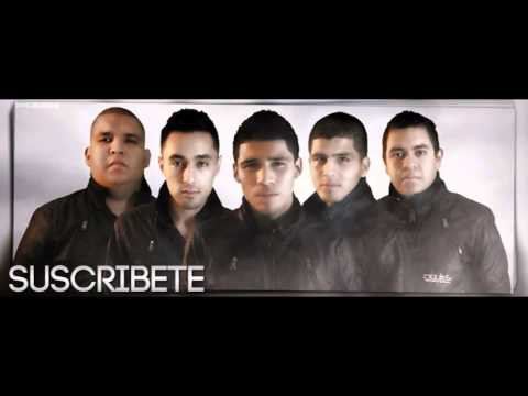 Un Ano Mas en el Trono - Delito Norteno