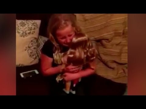 download lagu mp3 mp4 Moving Dolls, download lagu Moving Dolls gratis, unduh video klip Moving Dolls