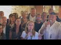 Giorgia Meloni Canta Io Vagabondo Al Karaoke