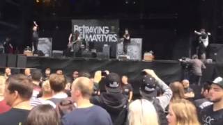 Wall of death // Betraying the Martyrs - Let it go // GMM 2015