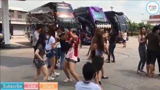 Download lagu Tak Tun Taung Dance mp3 Download lagu Tak Tun Taung Dance mp3