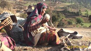 preview picture of video 'evening time in sheep farm || shepherd life || nepali shepherd ||'