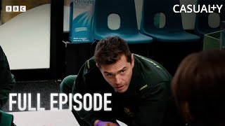 Iain Mentors A NEW Recruit! | FULL EPISODE | Casualty