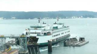 preview picture of video 'Ferry landing on Orcas Island'