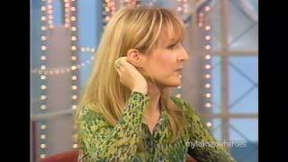 DONNA LEWIS CHATS WITH ROSIE