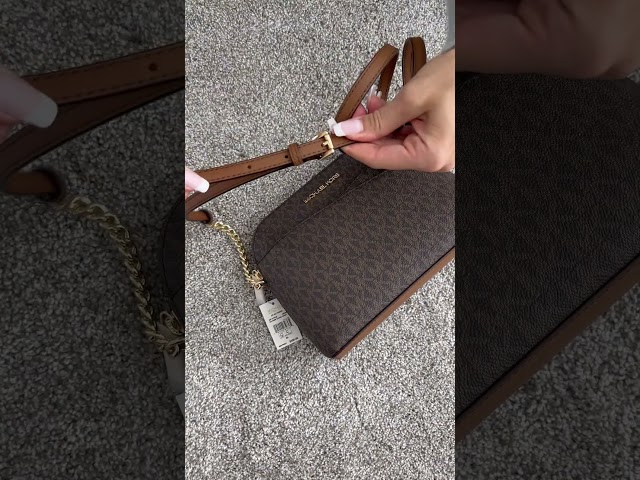 Vídeo relacionado con Michael Kors Bandolera Marrón 32F1GJ6C7B-200, para Mujer