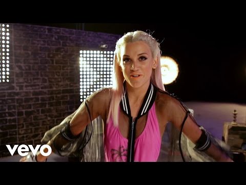Ashley Roberts - Woman Up (Behind The Scenes)