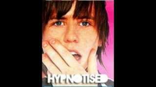 Hypnotised - McFly (room on the third floor - track 5) Lyrics