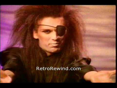 Guns N Roses, Peter Burns, Barry Manilow : Retro News 10/25/08