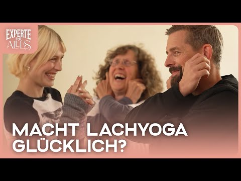 Klaas and Alli Neumann doing laughter yoga | Expert for everything