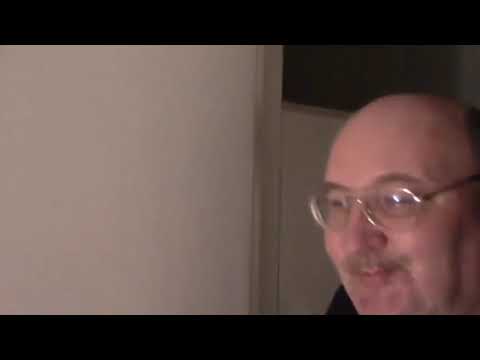 Futte Ser En Kran Og Mongo Leder Efter Unge Piger!