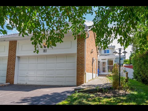 🏡 JUST LISTED🏡 18 Frost Dr, Whitby