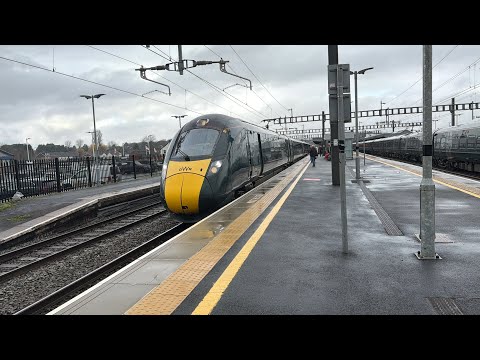 Great Western Railway and CrossCountry Trains at Didcot Parkway on December 12th 2025