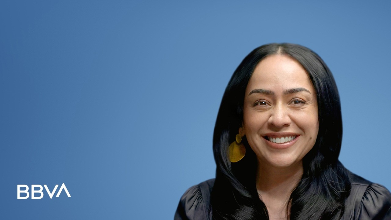 "La vida es un salón de clases y todos somos estudiantes” | Carla Morrison, cantante