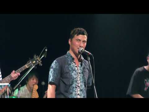 Space Kelly & the Good Fellows live at Club Three | 10. Ich möchte die weiblichen Fans von Take That