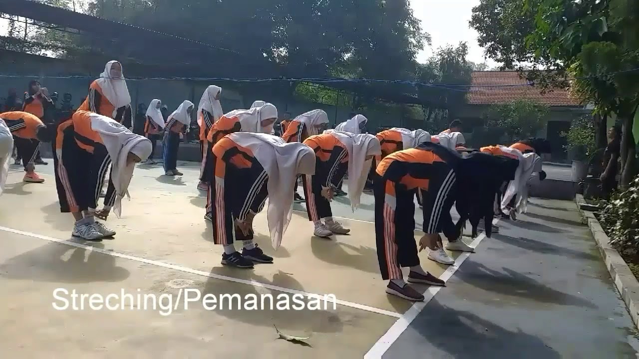 CONTEXTUAL TEACHING AND LEARNING