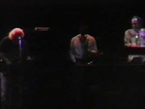 Grateful Dead 12-31-90 Oakland Coliseum Oakland CA