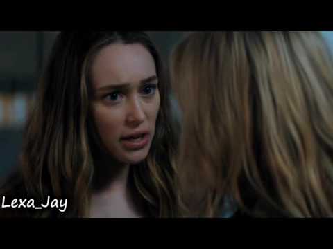 Alicia Clark - Silhouette