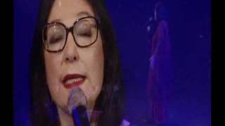 Nana Mouskouri  - Over The Rainbow  &  My Way - In Live  2006  -.avi