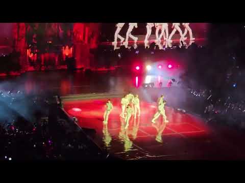 ENHYPEN(엔하이픈) in Chicago // Drunk-Dazed FANCAM 231022