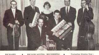 Richard Fitzgerald Ceili Band   Hornpipes 1