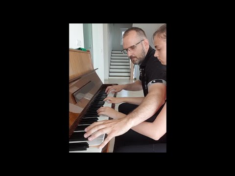 Zach Heyde & Frank Tedesco: Ukrainian Bell Carol