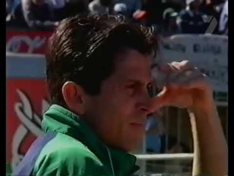 Eliminatorias Mundial 2002: Uruguay 3-0 Australia (25/11/2001). Narración en inglés.