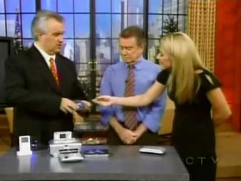 Leo Laporte on Live! With Regis and Kelly - Christmas Gadgets And Tech Gifts