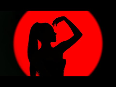 EL MA - Julie - (Official Video)