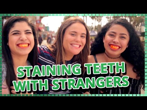 Strangers Staining Teeth Challenge  | Do It For The Dough w/ Ayydubs and Hunter March