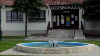 preview picture of video 'Szökőkút Jánoshidán a Községháza előtt, By :fecsi jánoshida.'