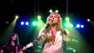 Whitesnake - One Of This Days, Irving Plaza, New York City, May 18, 2011.MOV
