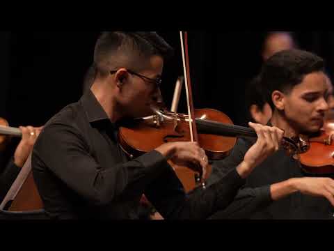 CCB - Hino 261 - Vivo por Cristo - Orquestra Gyn