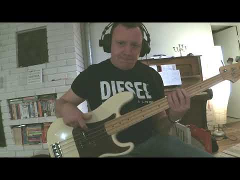 Daryl Hall & John Oates - Out Of Touch (Bass Cover)