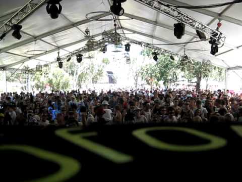 Aspin & Dipace vs Luvstuff - You Too (Signal Drivers @ Good Vibrations 2009)